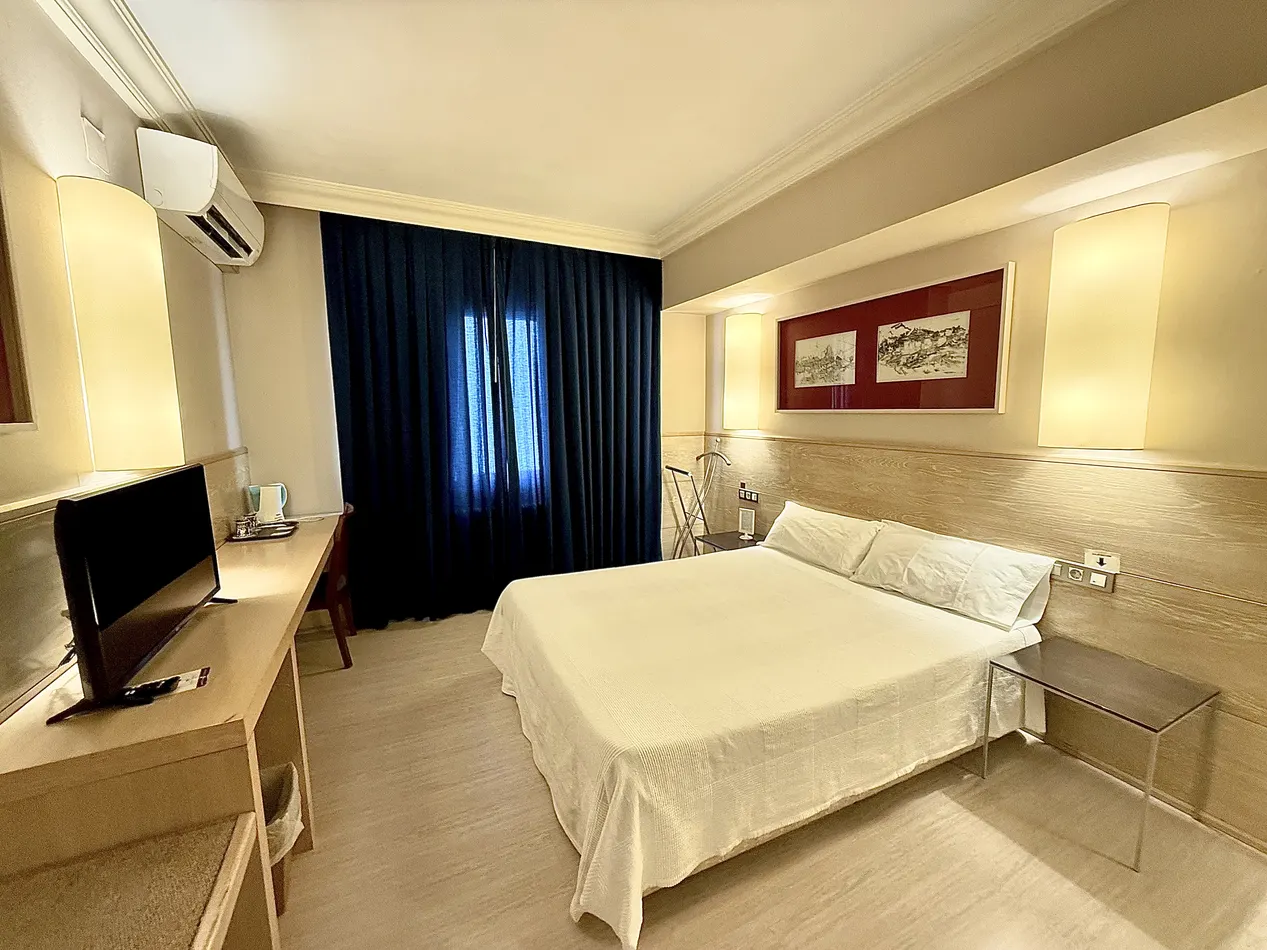 Habitación doble matrimonial Eurocity Hotel Virrey