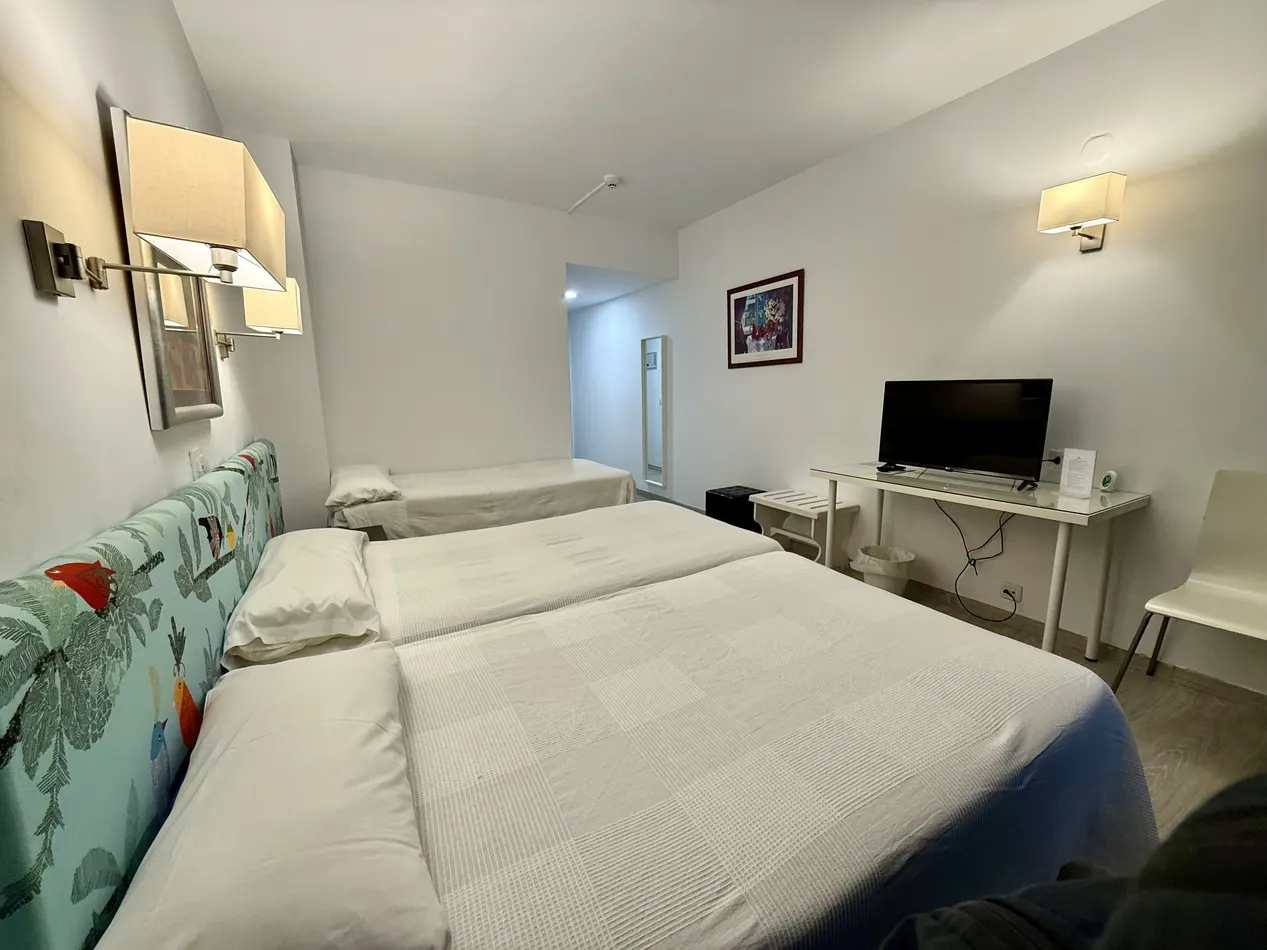 Habitación triple Hotel Virrey